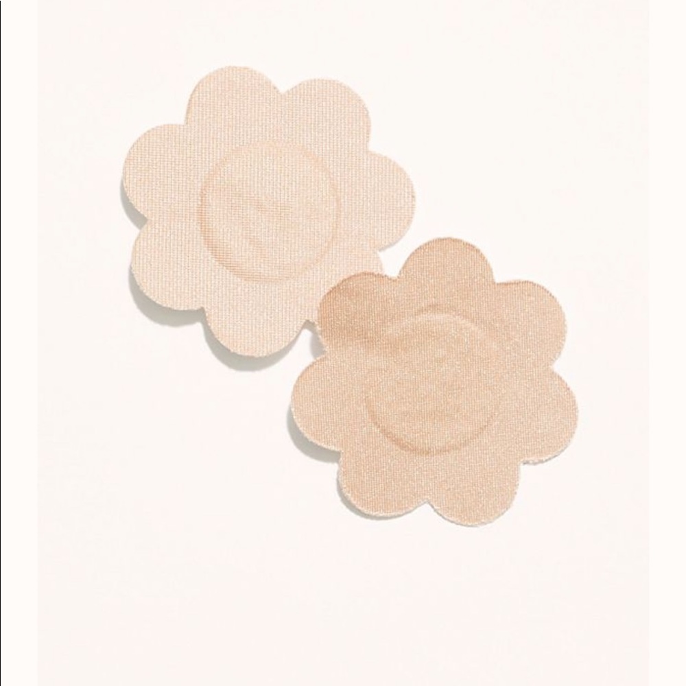 2 pairs Nipple covers Petal Concealers Nude Flower